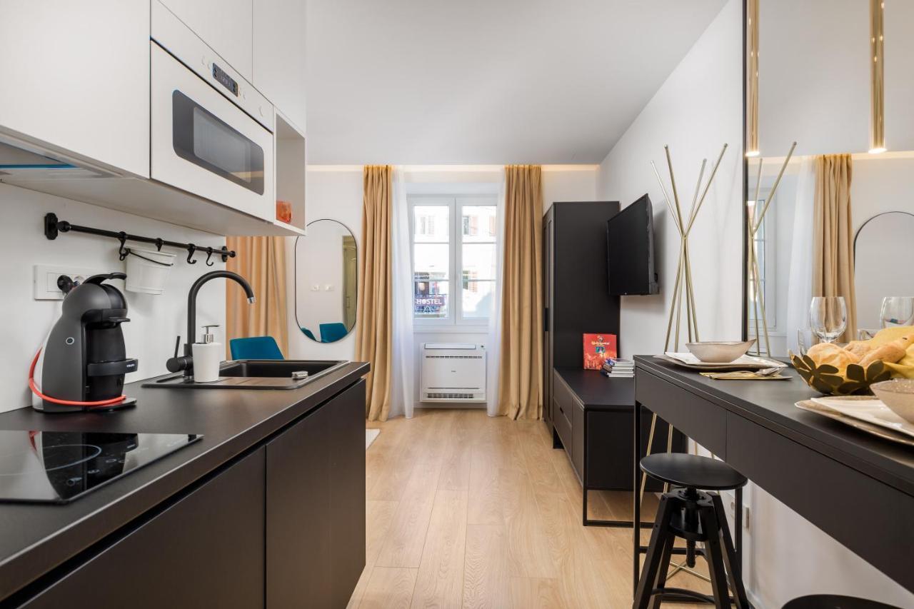 Sweet Nest Korzo Apartment Rijeka Ngoại thất bức ảnh